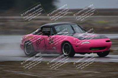 media/Nov-15-2025-CalClub SCCA (Sat) [[7bfa5a7151]]/Race/Group 4/